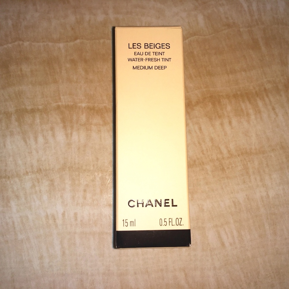 Chanel Les Beiges water fresh tint NIB never used color Medium Deep